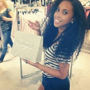 Meet your Posher, Alysia